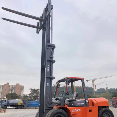 Bouwmaterialenwinkels Gebruikte heftrucks van Helifd100 met een totale afmeting van 2,6*1,2*2.8