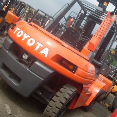 Wit TCM FD70 gebruikte vorkhef van 3t 5t 10t 15t 20t 25t 30t in goede staat uit JAPAN