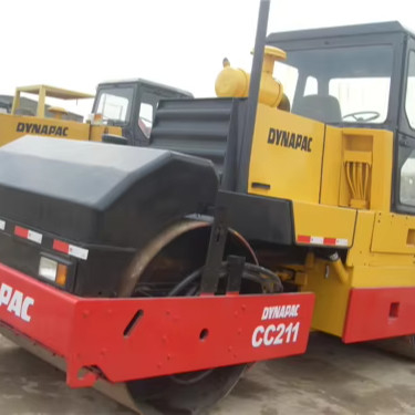 Goed gebruikte dynapac ca30d trillingscompressor in originele staat