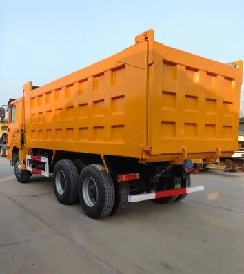 Gebruikte Howo Dump Trucks 10825mmx2496mmx3450mm Diesel trucks In goede staat