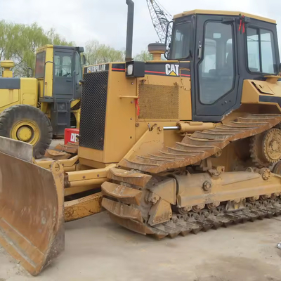 Goed onderhouden Cat D5M gebruikte kruiperdozer met originele hydraulische klep