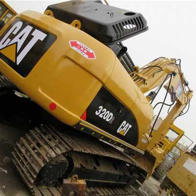 Gebruikte CATERPILLAR 320D graafmachine met een emmercapaciteit van 1,2 CBM in uitstekende staat
