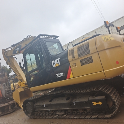 320D tweedehands bouwmachine met CATERPILLAR motor en uitstekende prestaties