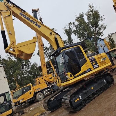 KOMATSU PC200-8 Hydraulische graafmachine met originele klep in uitstekende staat