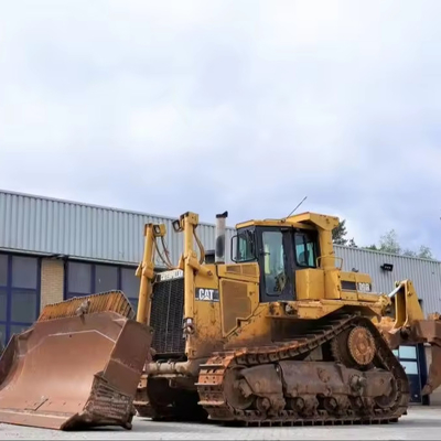 Goed gebruikte Caterpillar D5/D6/D7/D8/D9 kruiptractor met een krachtige motor