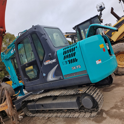 Gebruikte KOBELCO SK75 mini graafmachine 0,7 emmercapaciteit met 7000 kg bedrijfsgewicht