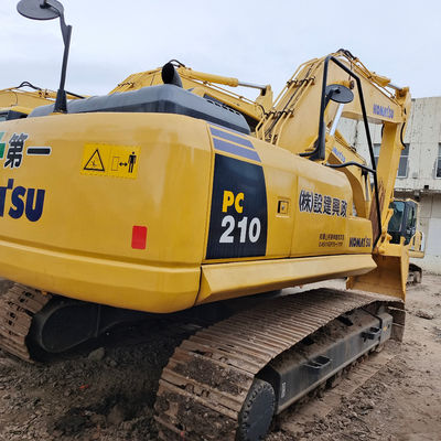 Gebruikte Komatsu PC210LC Crawler Excavator 107kw Machine Gewicht 21305 KG In goede staat