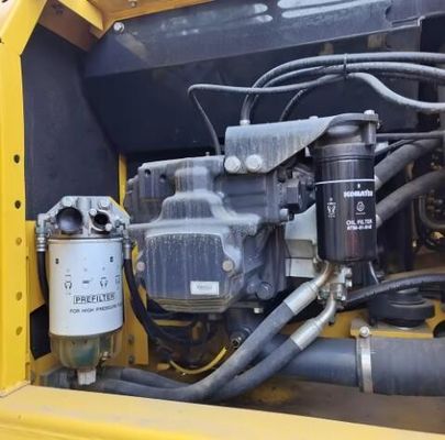 GEBRUIKT Komatsu PC220-8 Graafmachine Originele Japanse Hydraulische Klep ORIGINAAL In goede staat