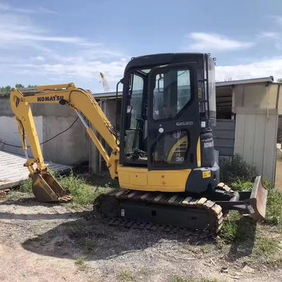 2023 Komatsu PC30 mini graafmachine met 4D88E-6 motor en lage uren in goede staat