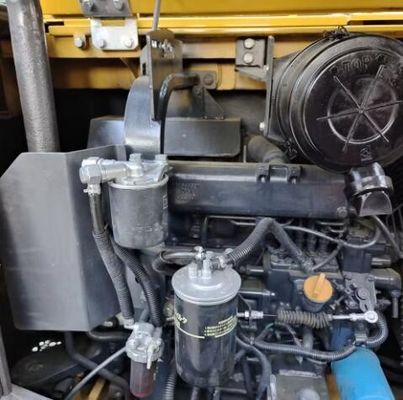 Gebruikte originele graafmachine met kruipbakker Komatsu PC56 met een emmercapaciteit van 0,22CBM