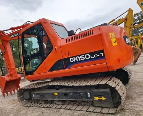 Gebruikte DOOSAN DH150LC-7 graafmachine met 0,75 emmercapaciteit en 13900 bedrijfsgewicht