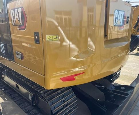 Goede staat CAT 307 graafmachine met een emmercapaciteit van 0,33cbm en 7000 kg machinegewicht