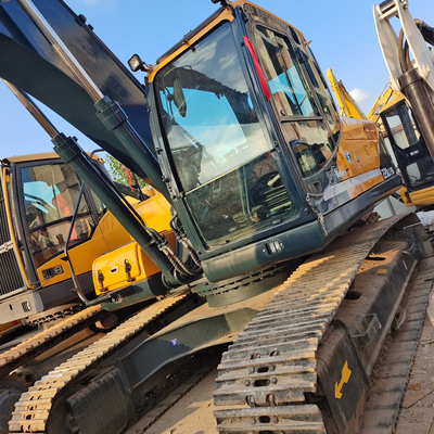 Tweedehands Hyundai 215CL-9 Crawler Excavator HX215CL-9 met originele hydraulische klep