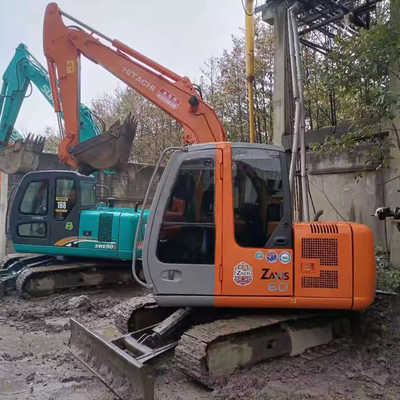 Hitachi Zaxis60 Crawler Graafmachine met werkgewicht van 5960 en 4TNV98 motor